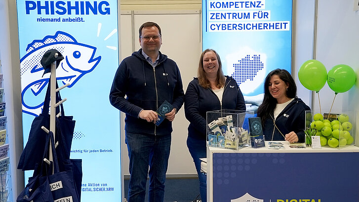 Gruppenfoto vom Team von DIGITAL.SICHER.NRW wärend der SHK